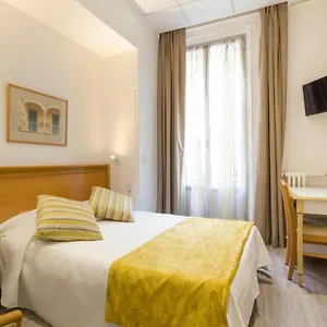 *** Hotel Busby Frankreich